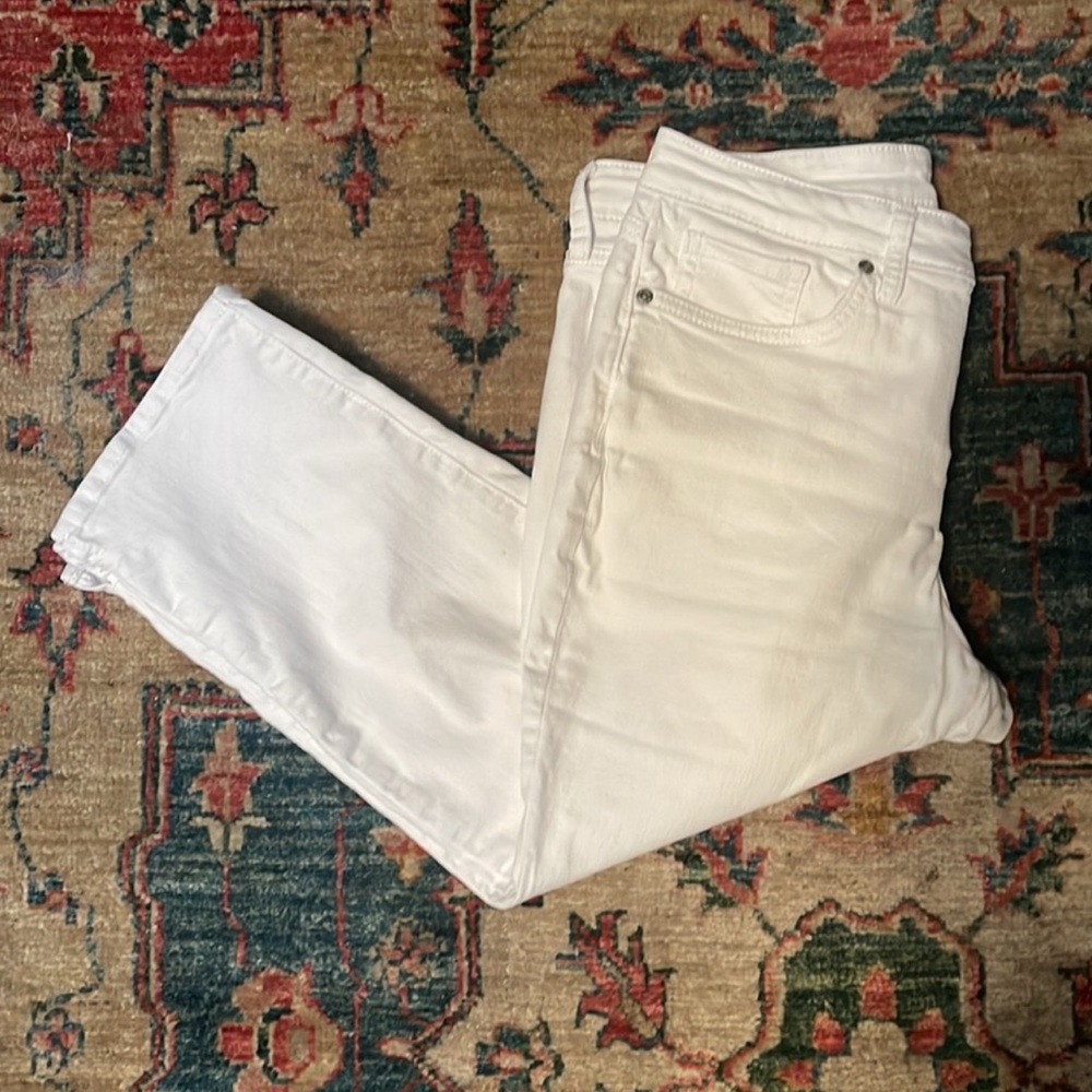 NYDJ Aubrey Crop Slim
Straight Leg White Jeans SZ 8